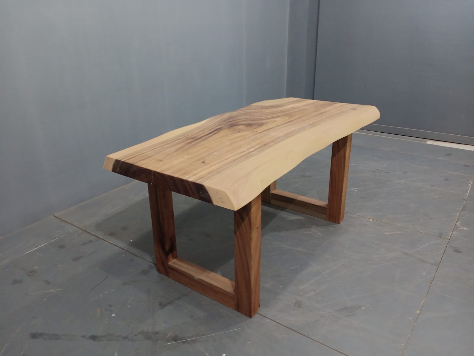 Live Edge Tables