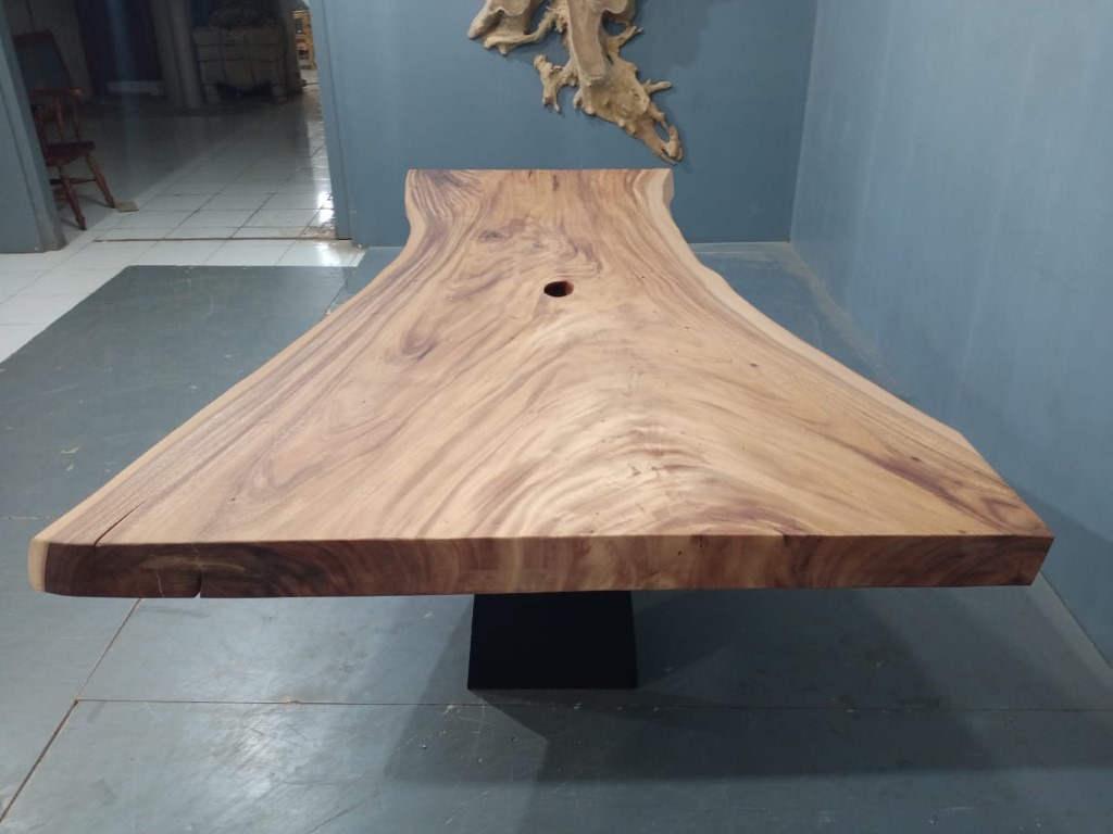 Live Edge Tables