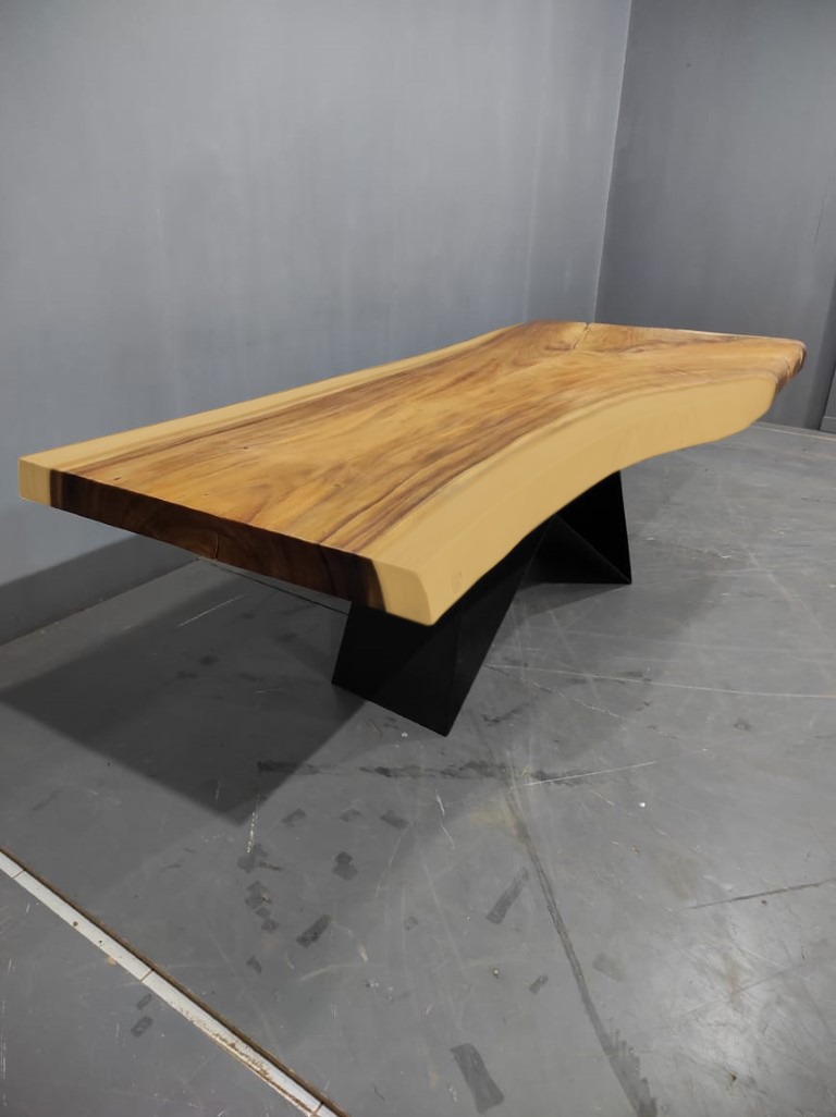 Live Edge Tables