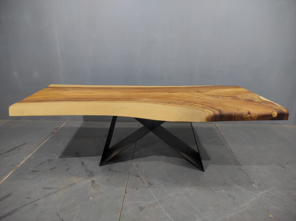 LIVE EDGE TABLES