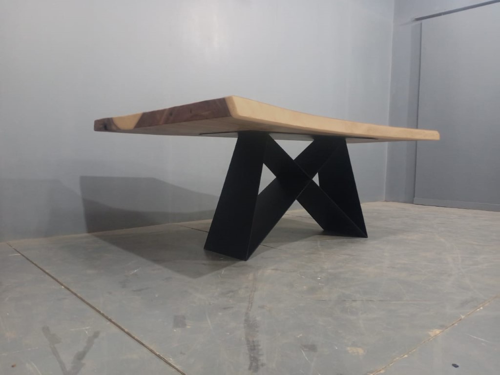 Live Edge Tables