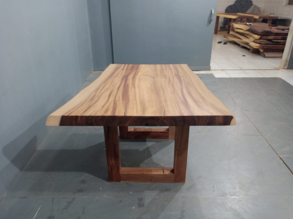 Live Edge Tables