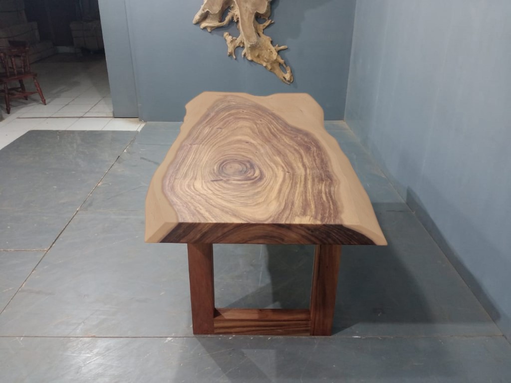 Live Edge Tables