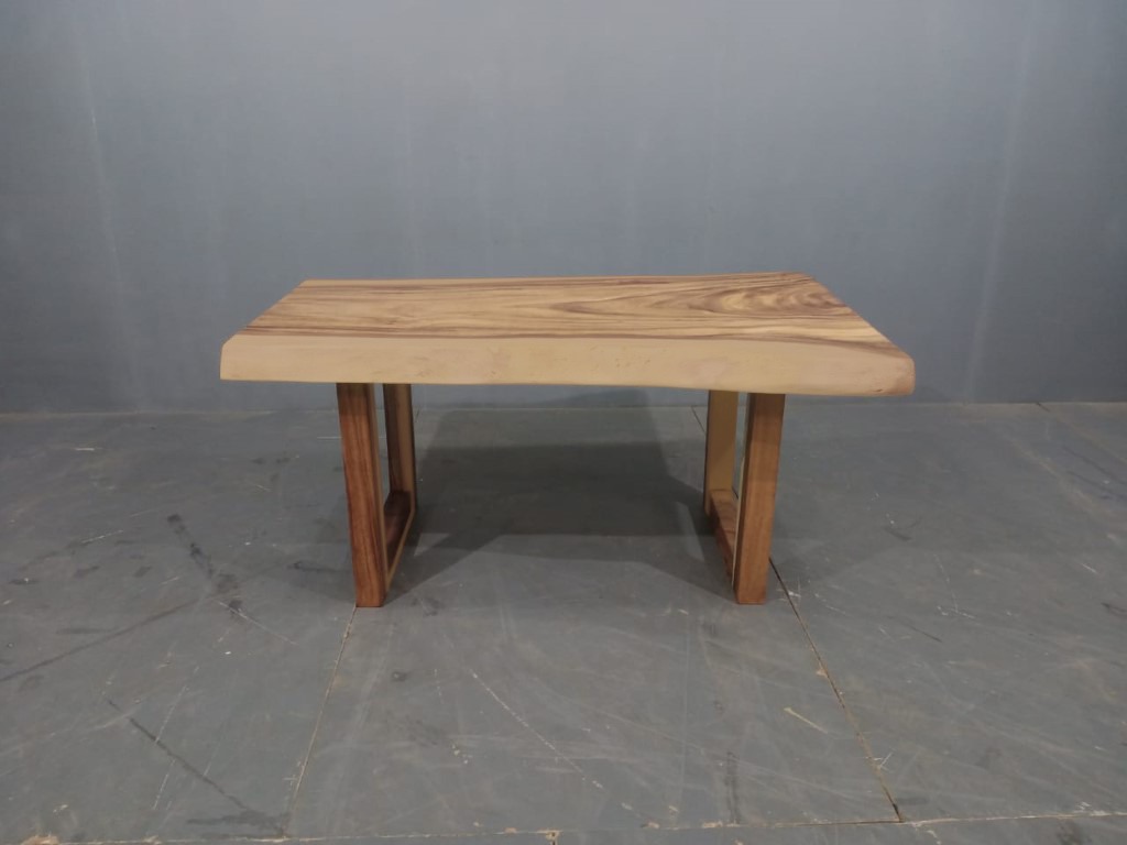 LIVE EDGE TABLES