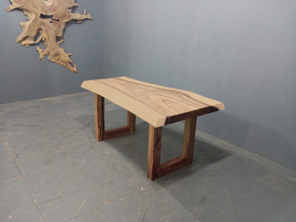 Live Edge Tables