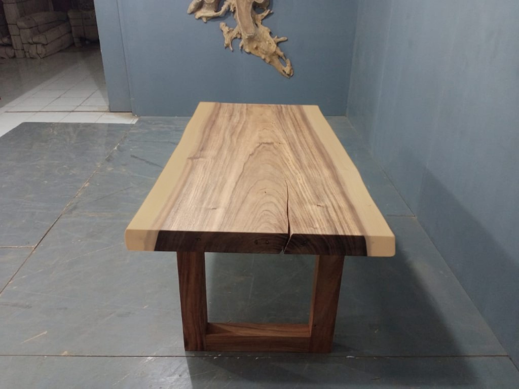 Live Edge Tables