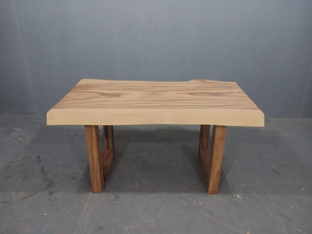 LIVE EDGE TABLES