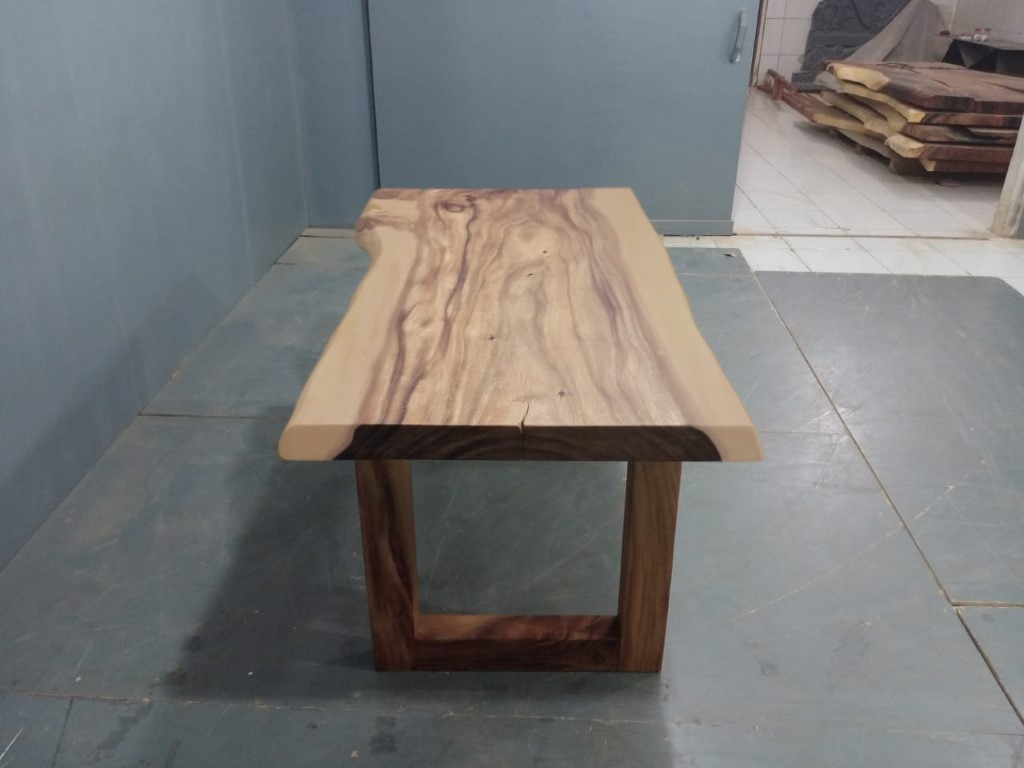 Live Edge Tables