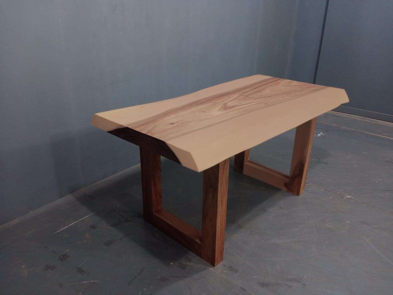 Live Edge Tables