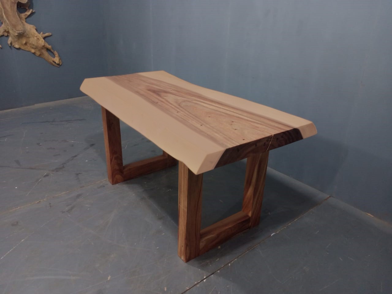 Live Edge Tables