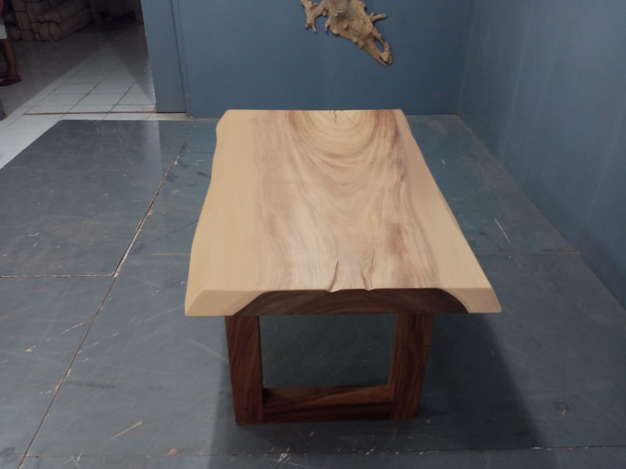 Live Edge Tables