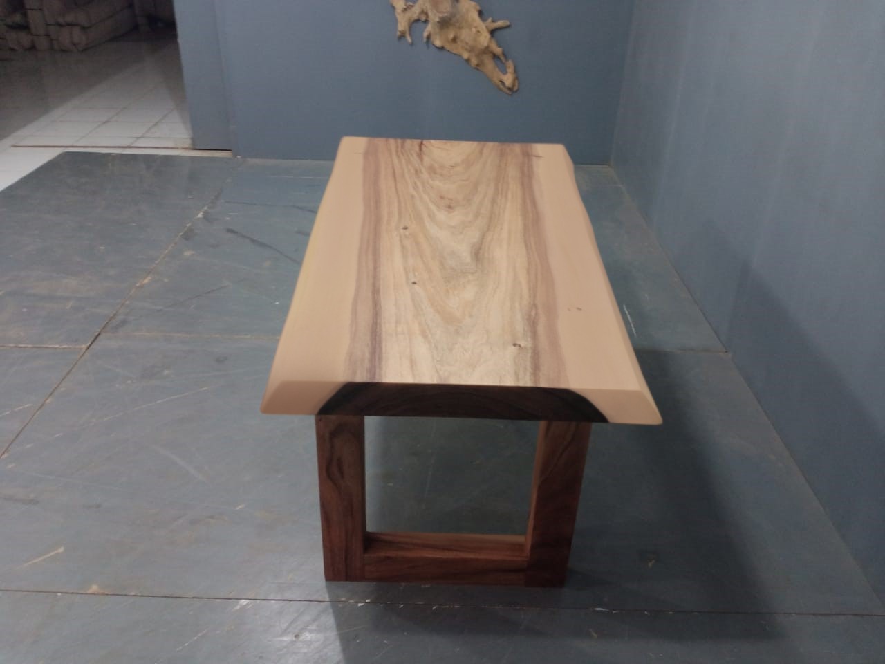 Live Edge Tables