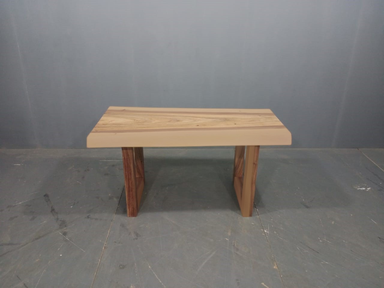 LIVE EDGE TABLES