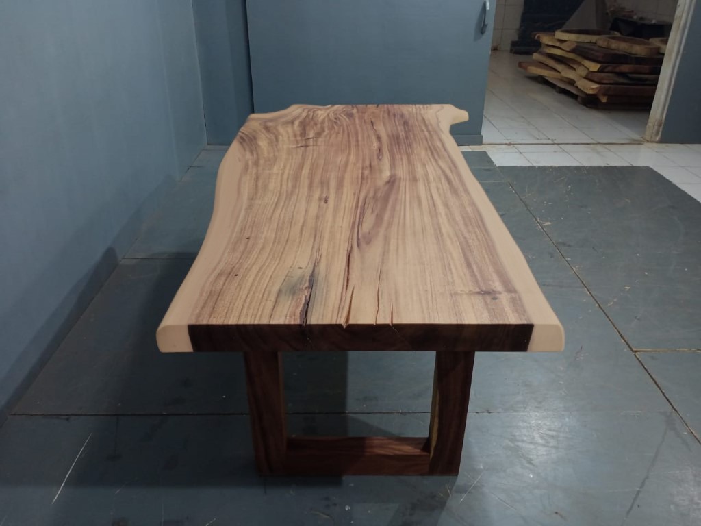 Live Edge Tables