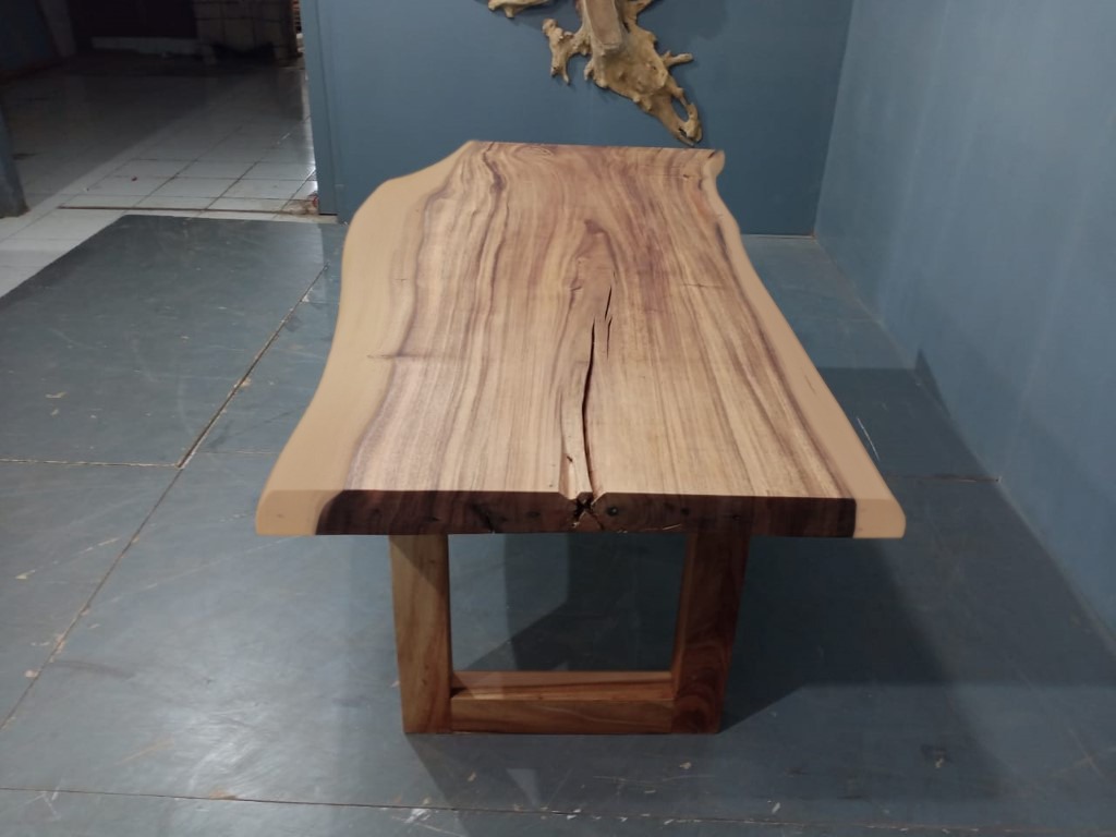 Live Edge Tables