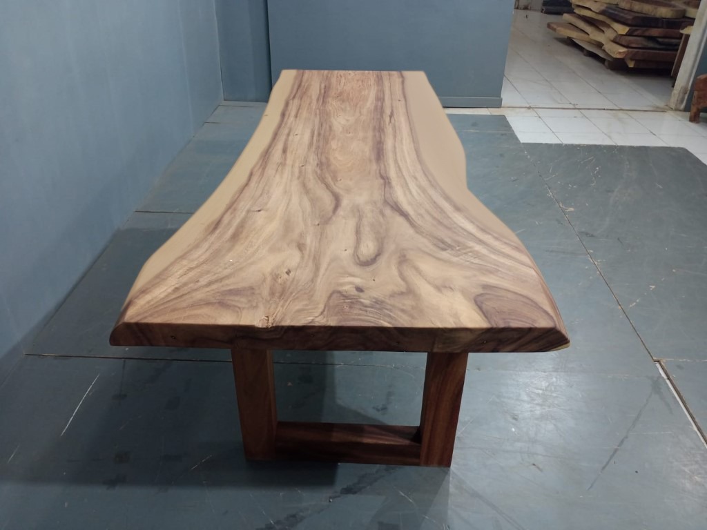 Live Edge Tables