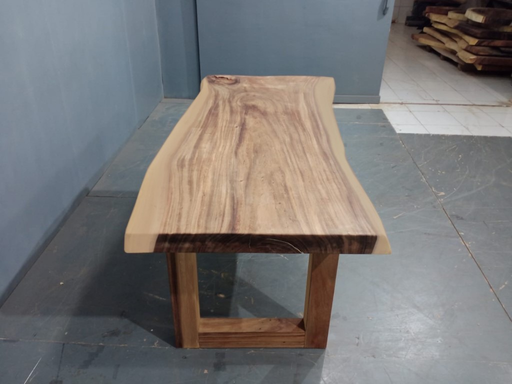 Live Edge Tables