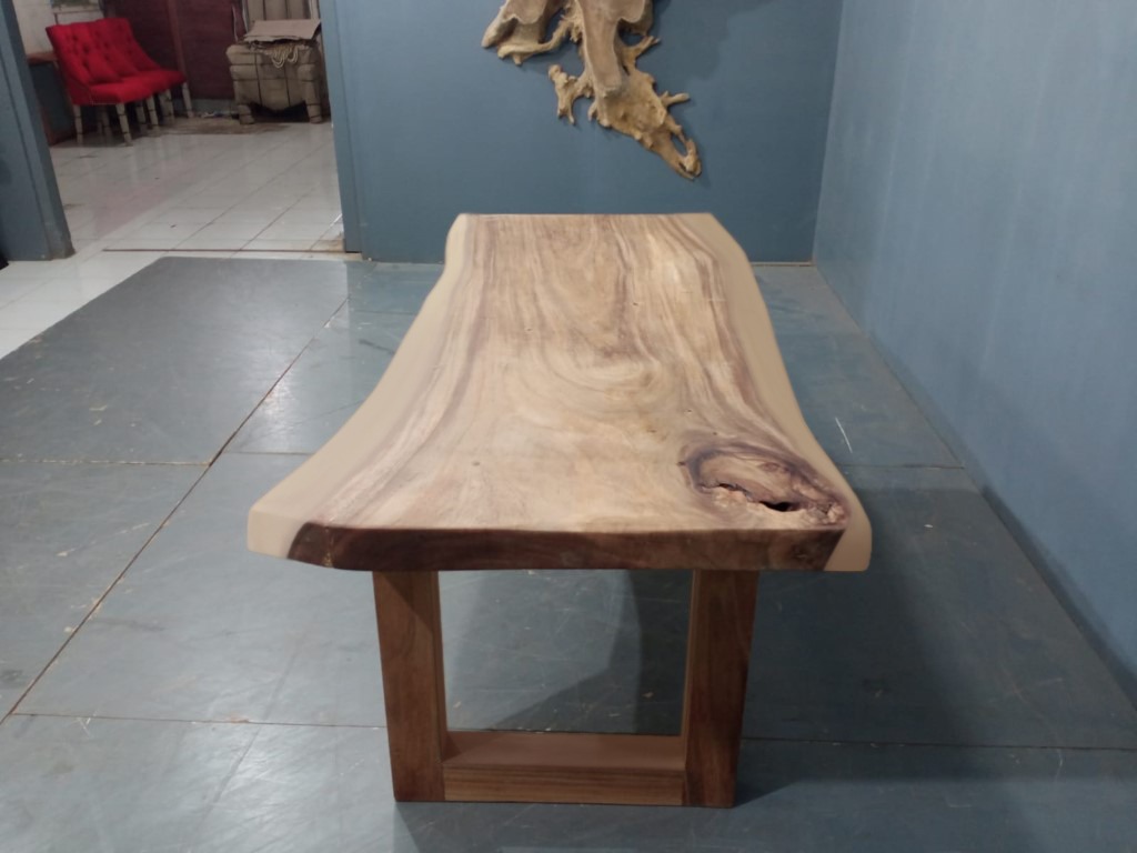 Live Edge Tables