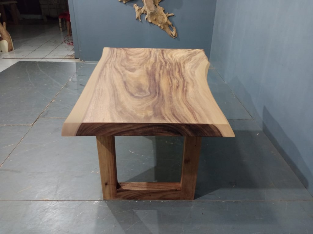 Live Edge Tables