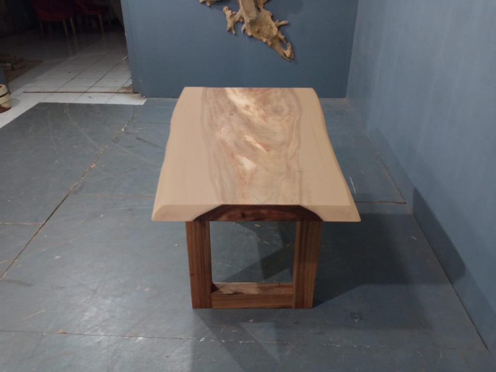 Live Edge Tables