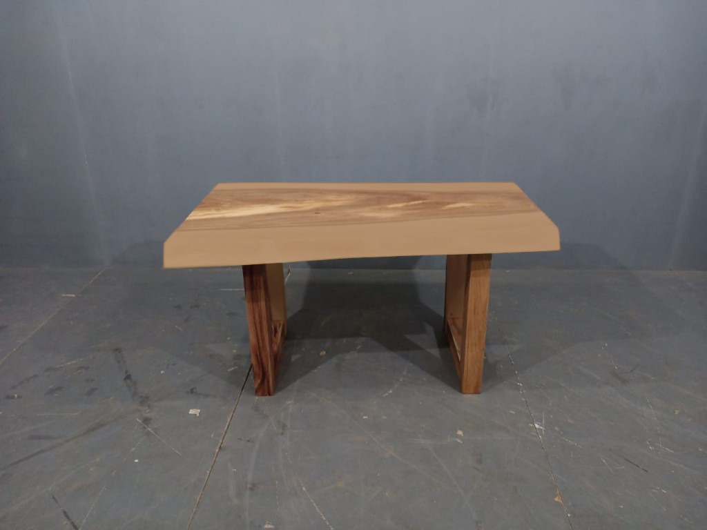 LIVE EDGE TABLES