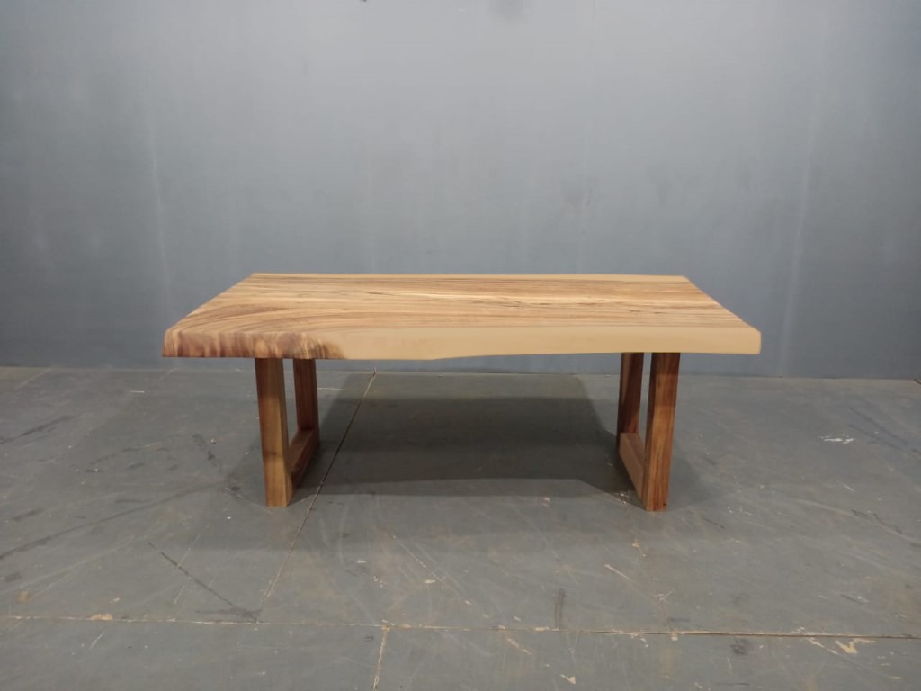 LIVE EDGE TABLES