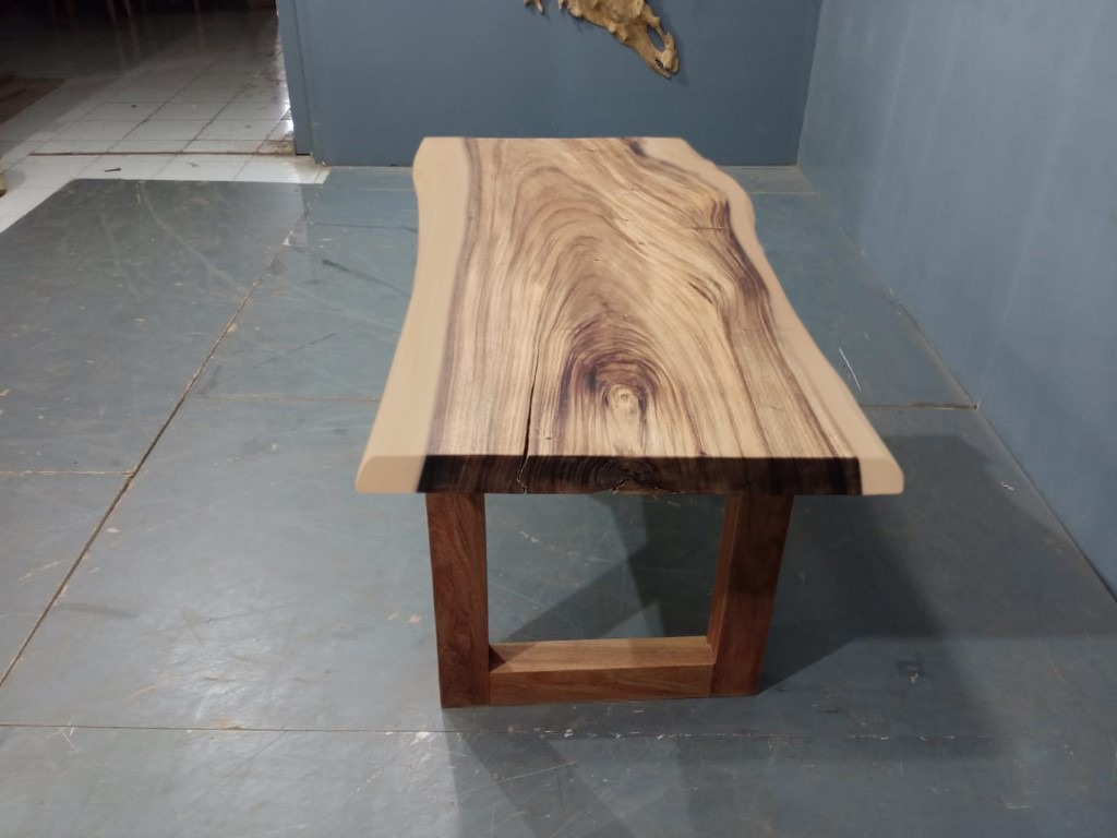 Live Edge Tables