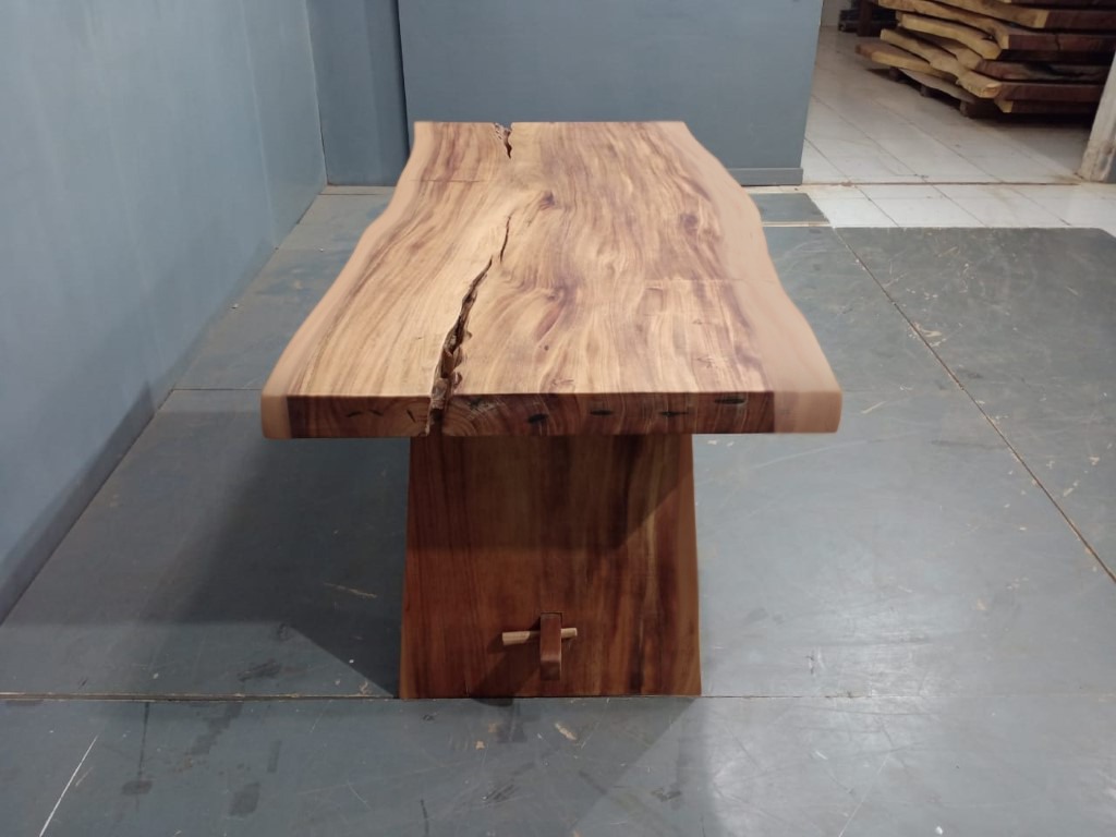 Live Edge Tables