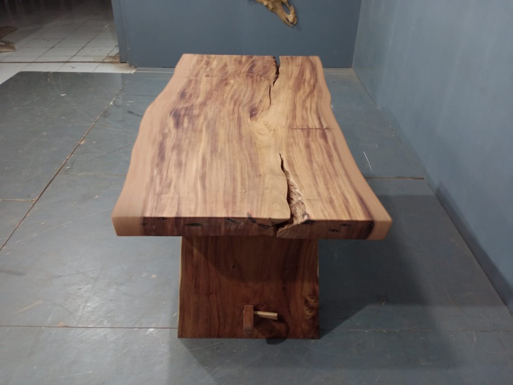 Live Edge Tables