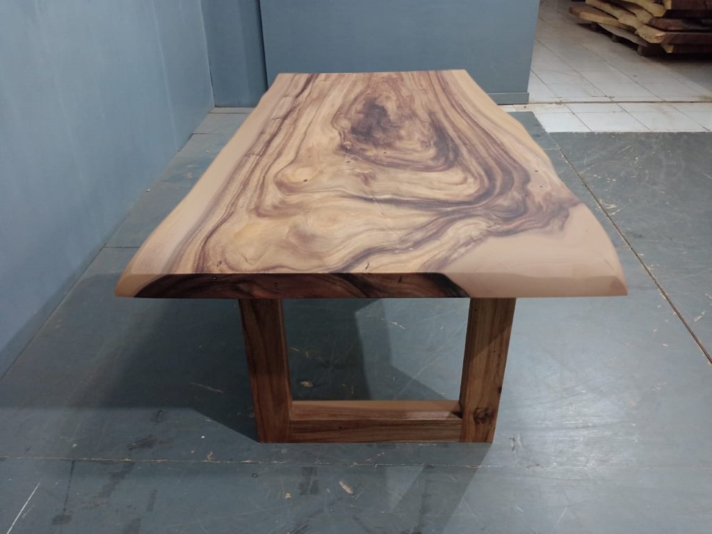 Live Edge Tables