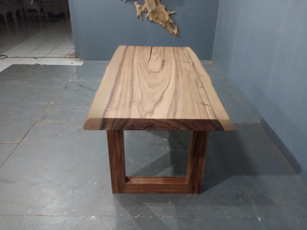 Live Edge Tables