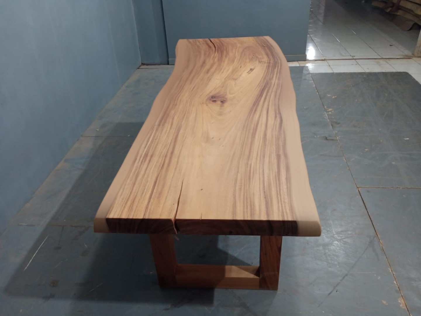 Live Edge Tables