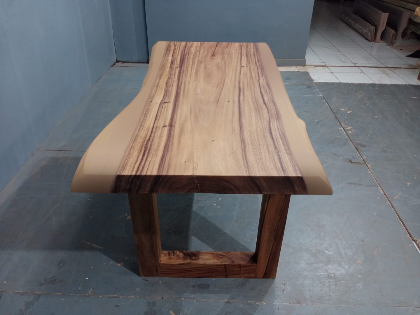 Live Edge Tables