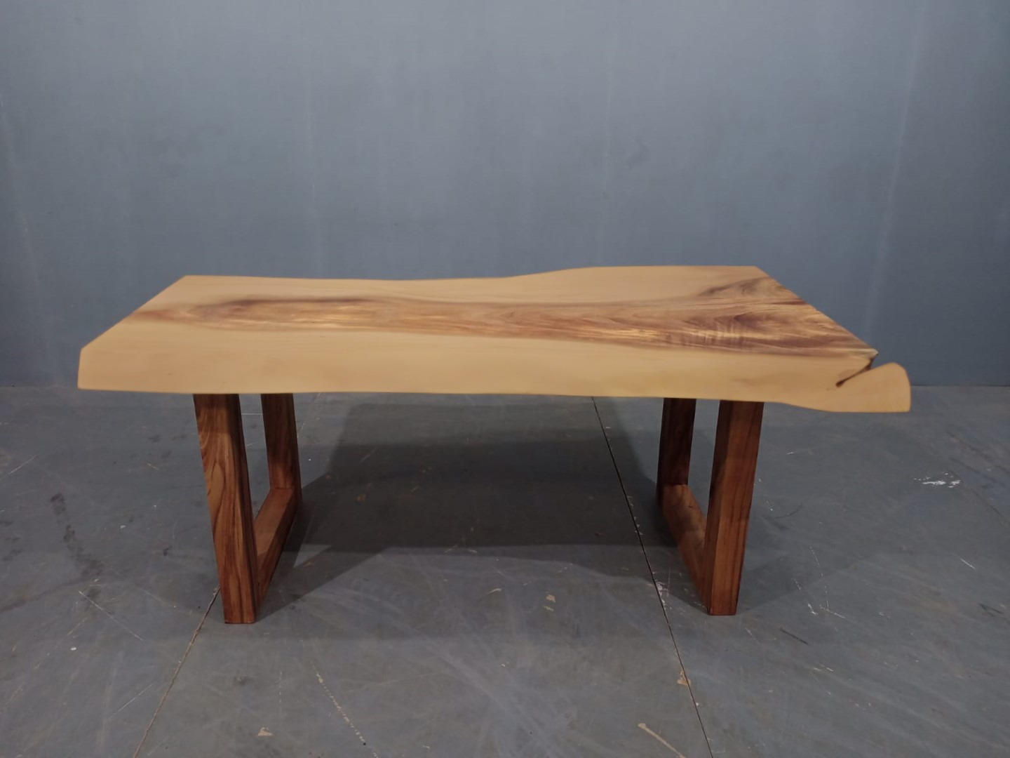 LIVE EDGE TABLES