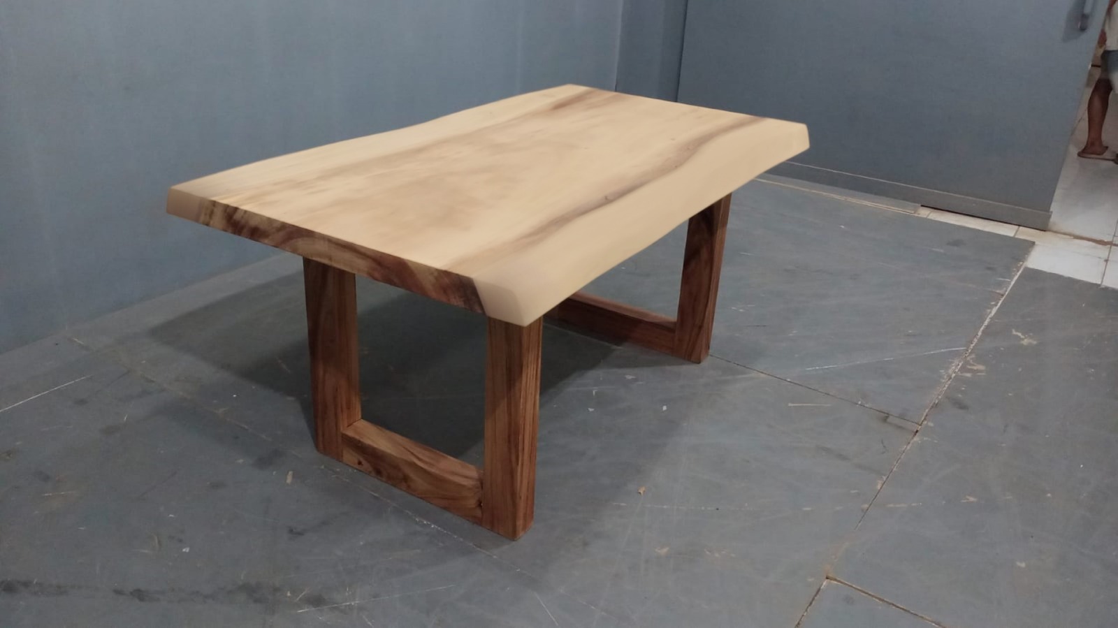 Live Edge Tables