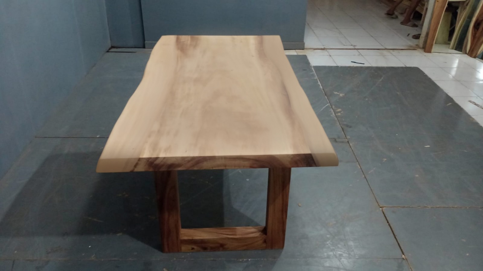 Live Edge Tables