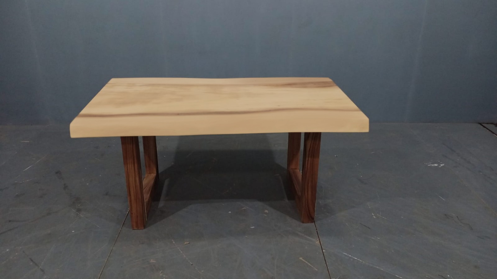 LIVE EDGE TABLES