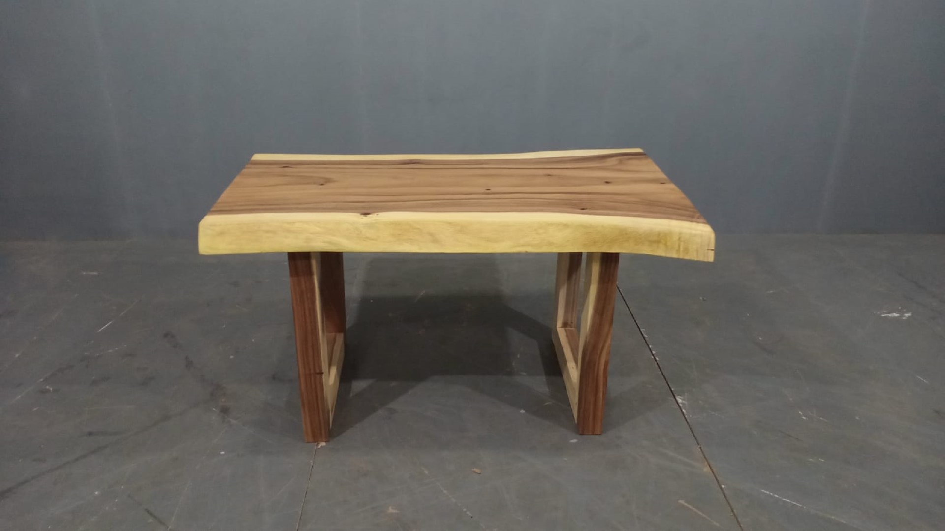 LIVE EDGE TABLES