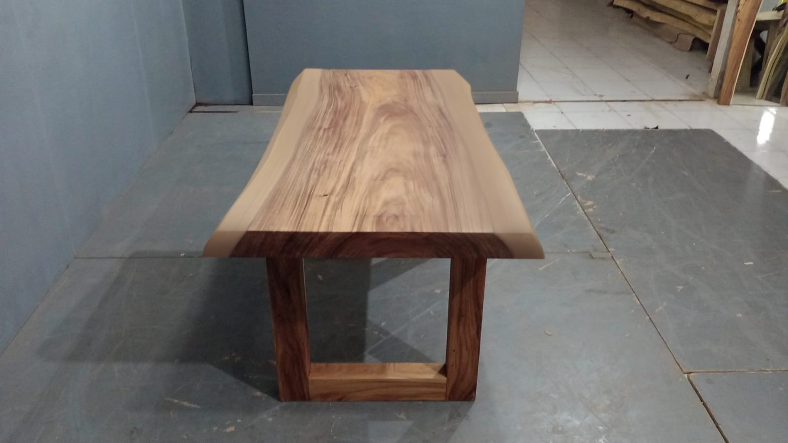 Live Edge Tables