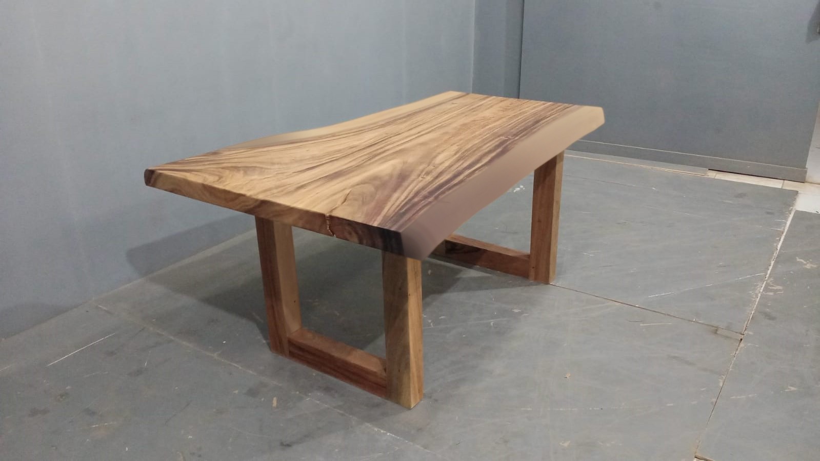 Live Edge Tables