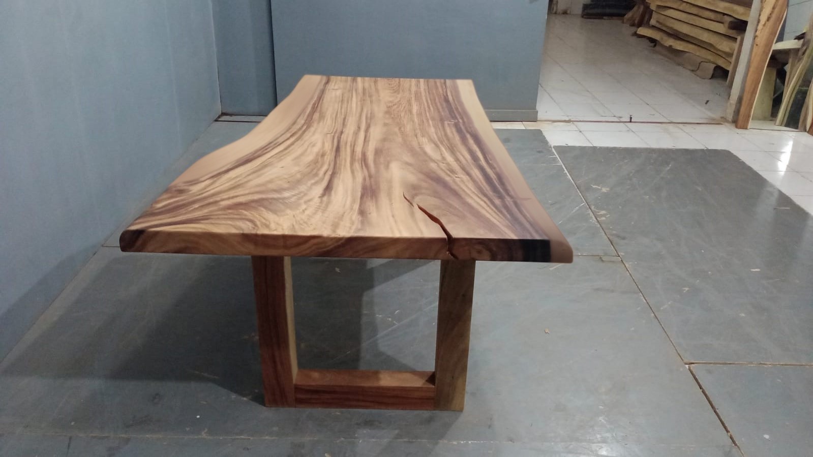 Live Edge Tables