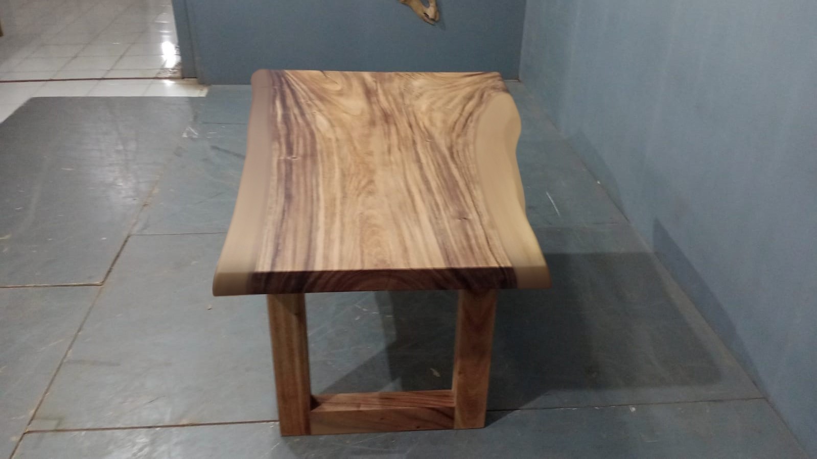 Live Edge Tables