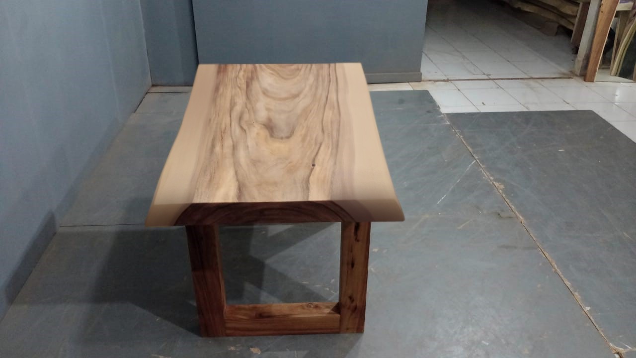 Live Edge Tables