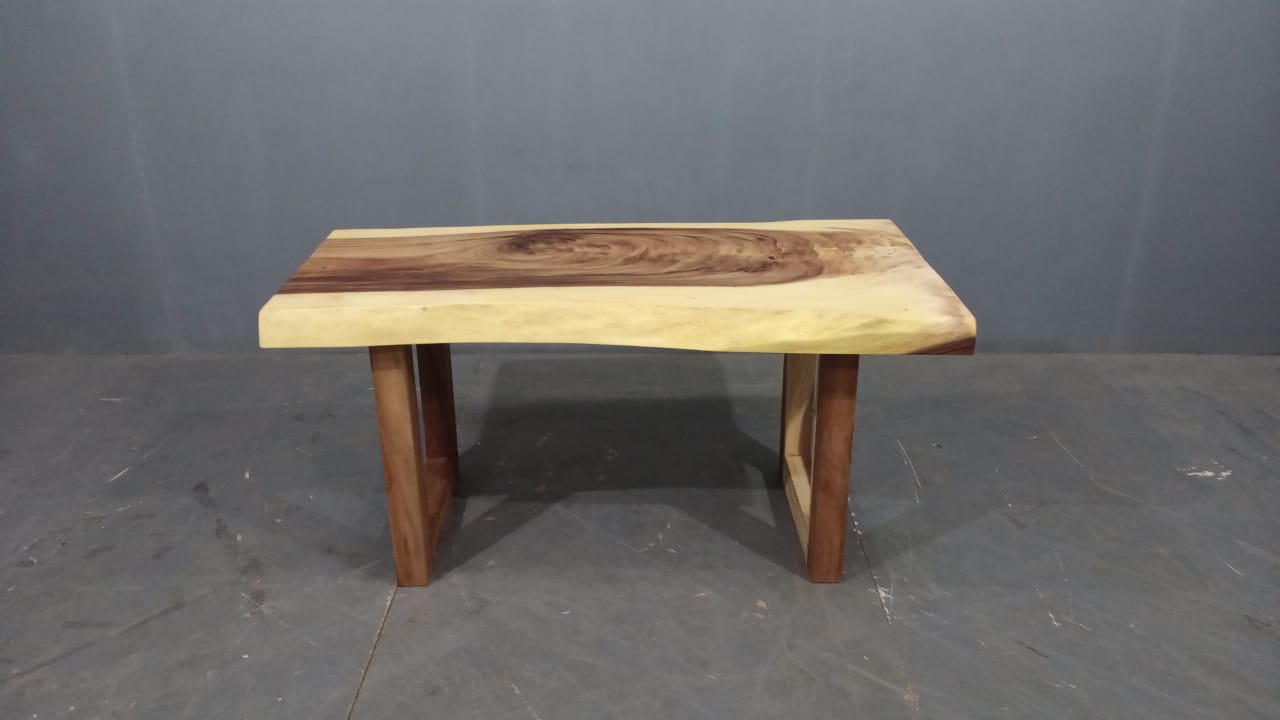 LIVE EDGE TABLES