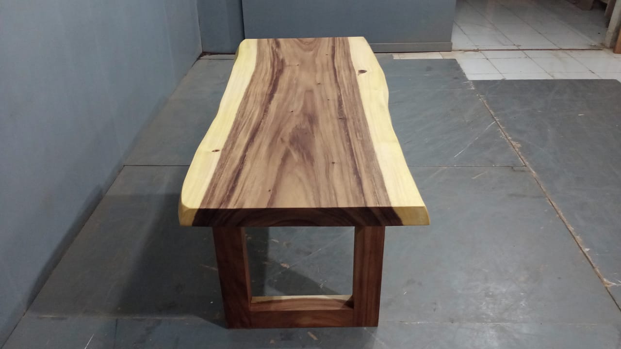 Live Edge Tables