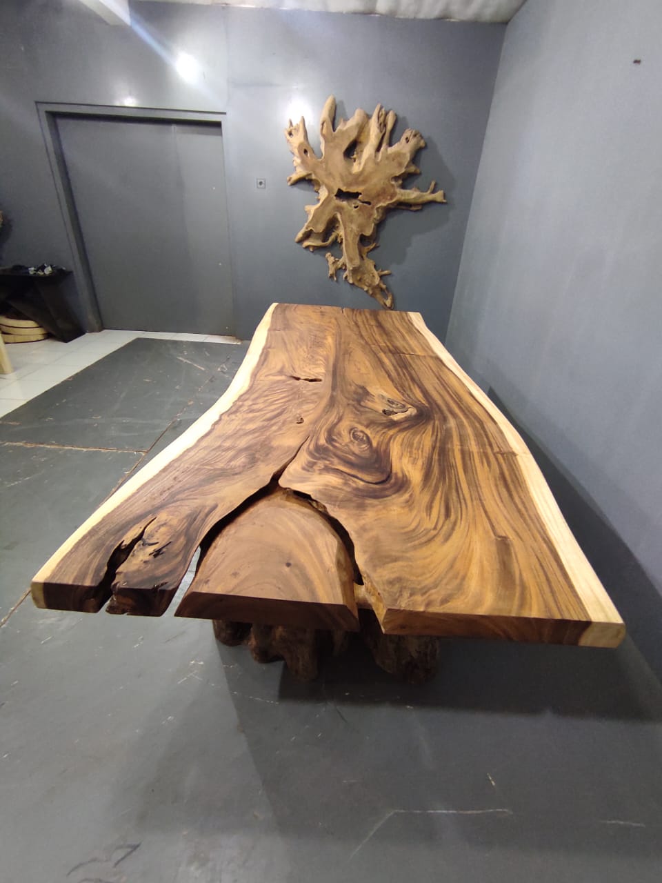 Live Edge Tables