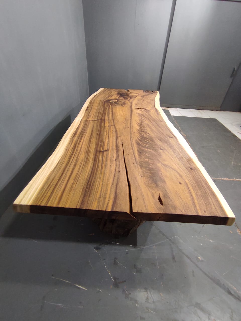 Live Edge Tables