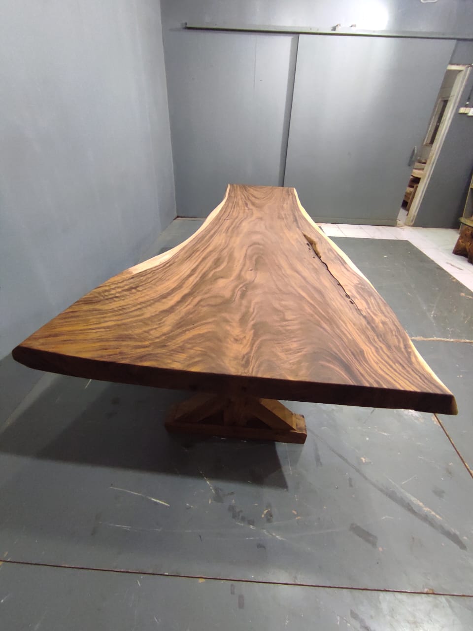 Live Edge Tables