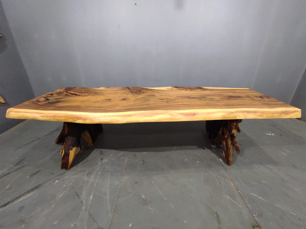 LIVE EDGE TABLES