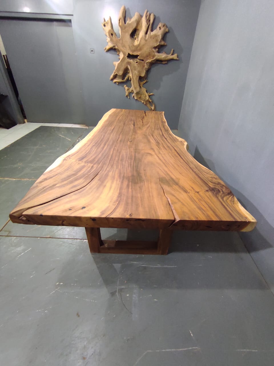 Live Edge Tables